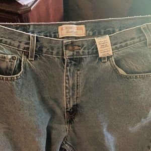 Vintage Levi straus relaxed fit jeans 36x32